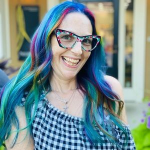 Meet your Posher, Bonnie